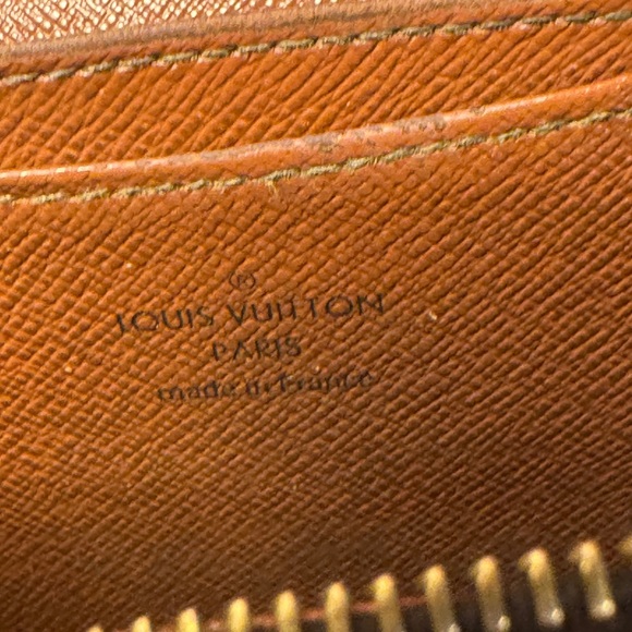 Louis Vuitton Card holder Zipper round Monogram wallet - Picture 7 of 15